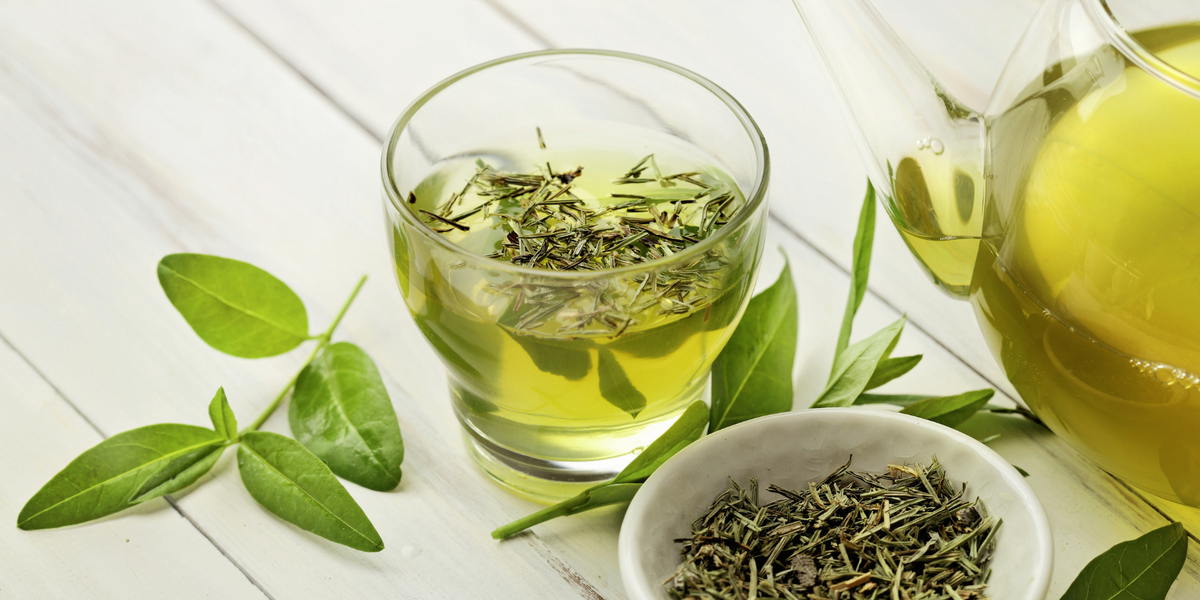 Green Tea Zinger green tea scented candle with fresh floral fragrance