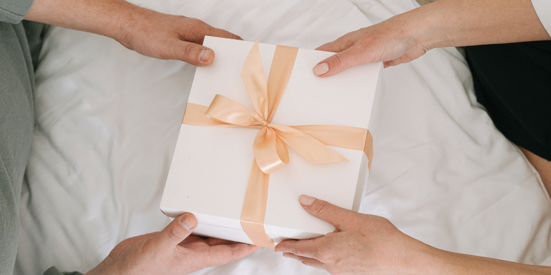 Candle Gifts for Mom: Choose a Candle She’ll Love | house of RANNI