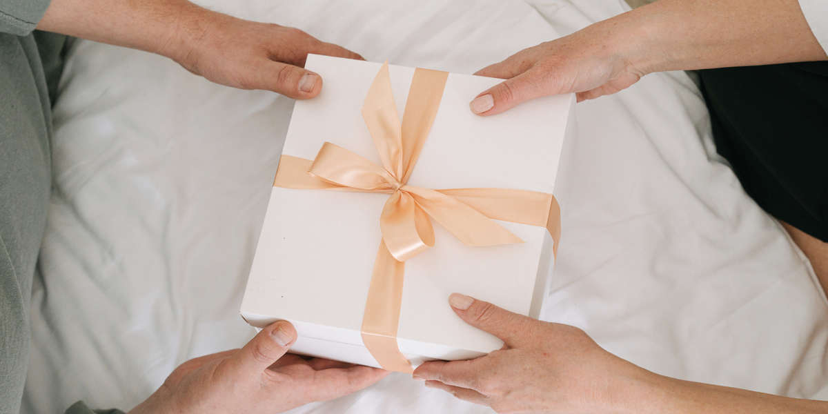 Candle Gifts for Mom: Choose a Candle She’ll Love | house of RANNI